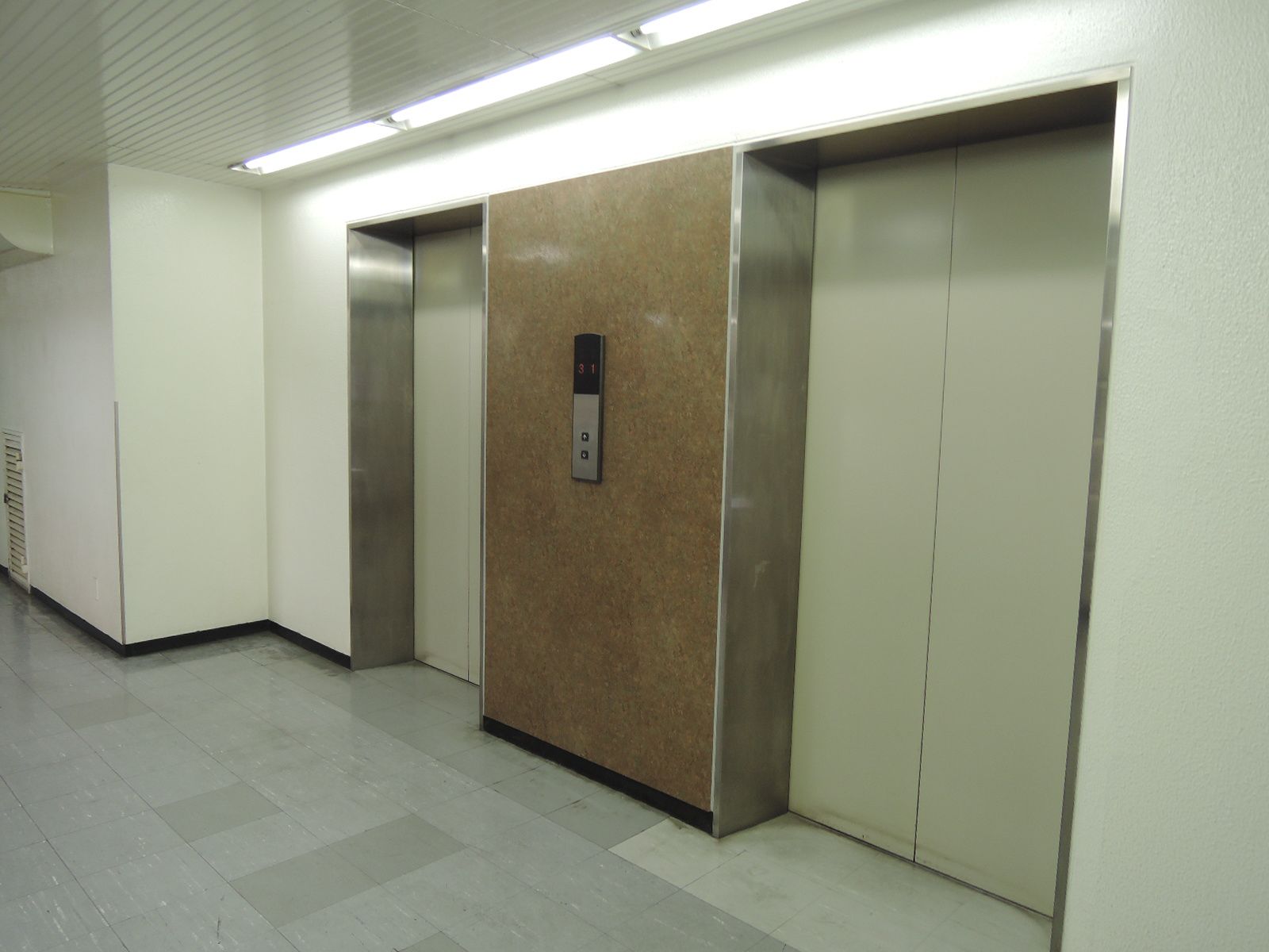 エレベーター