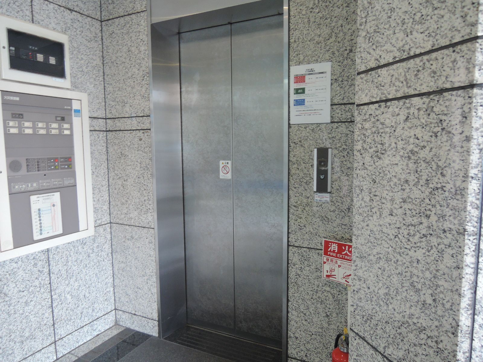 エレベーター