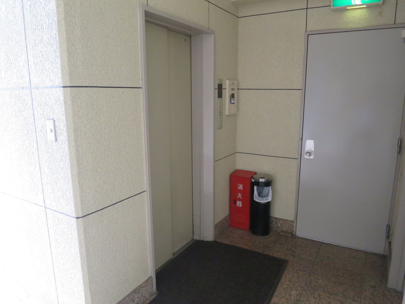 エレベーター