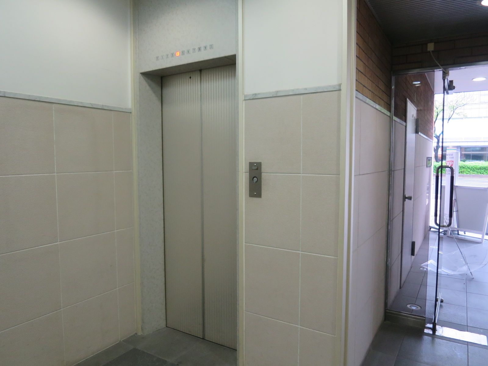 エレベーター完備