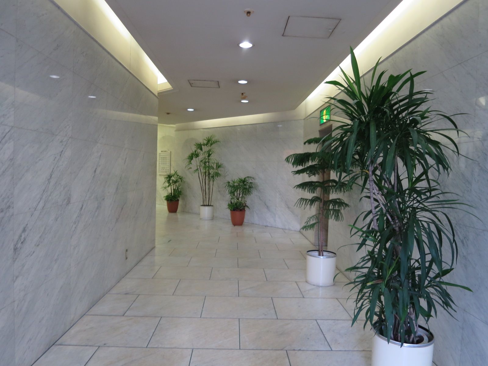 エントランス