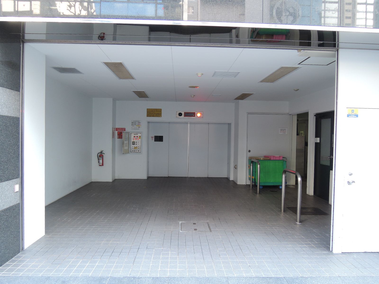 駐車場完備
