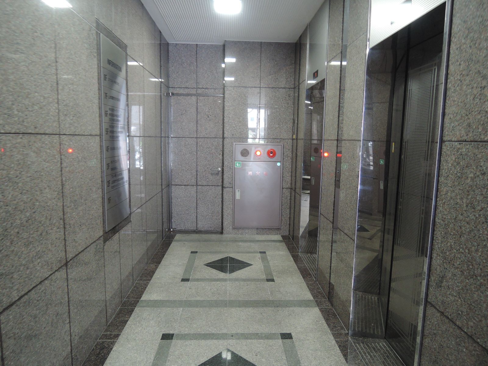 エレベーターホール