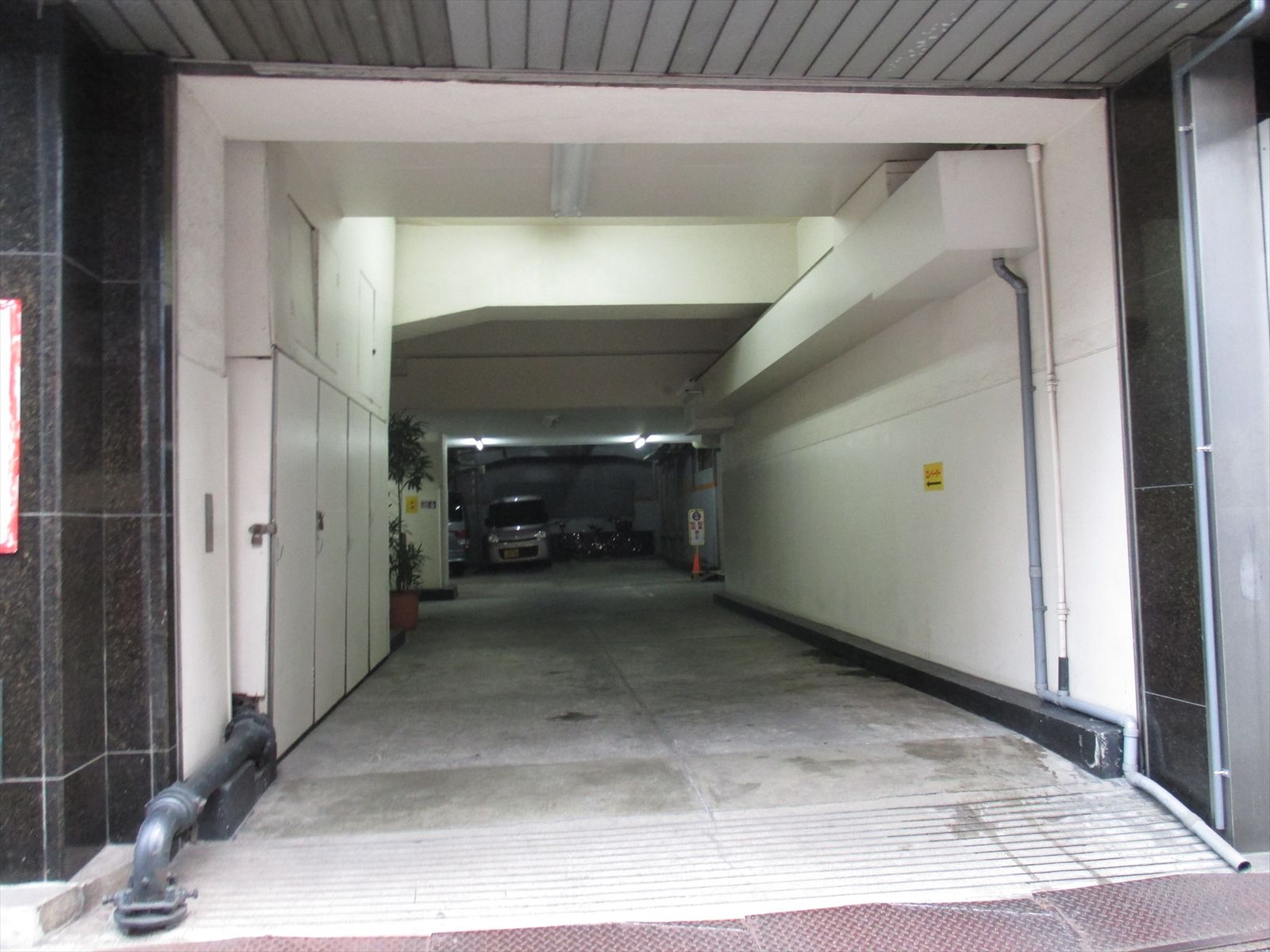 駐車場併設（空き要確認）