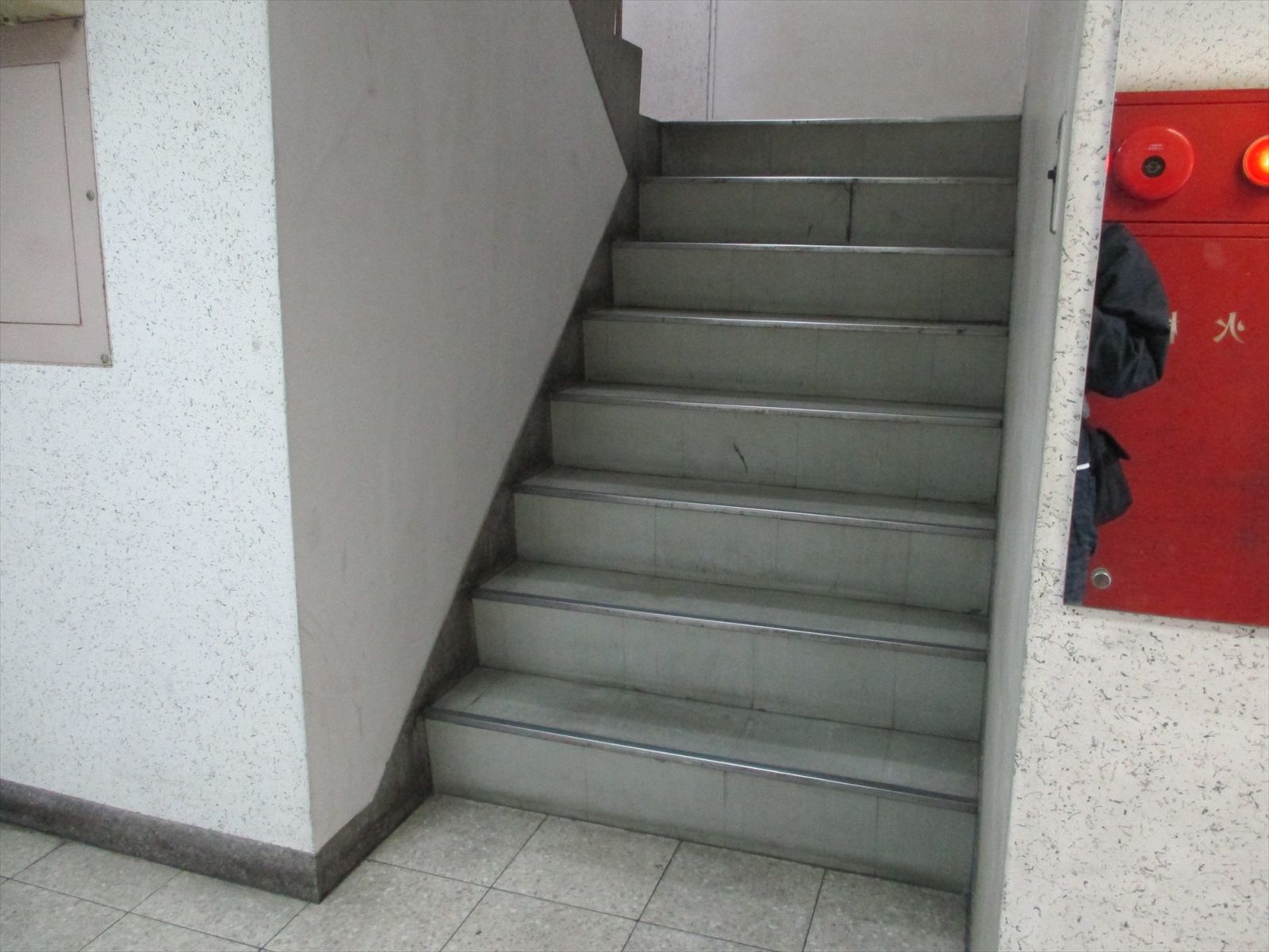 内階段の様子