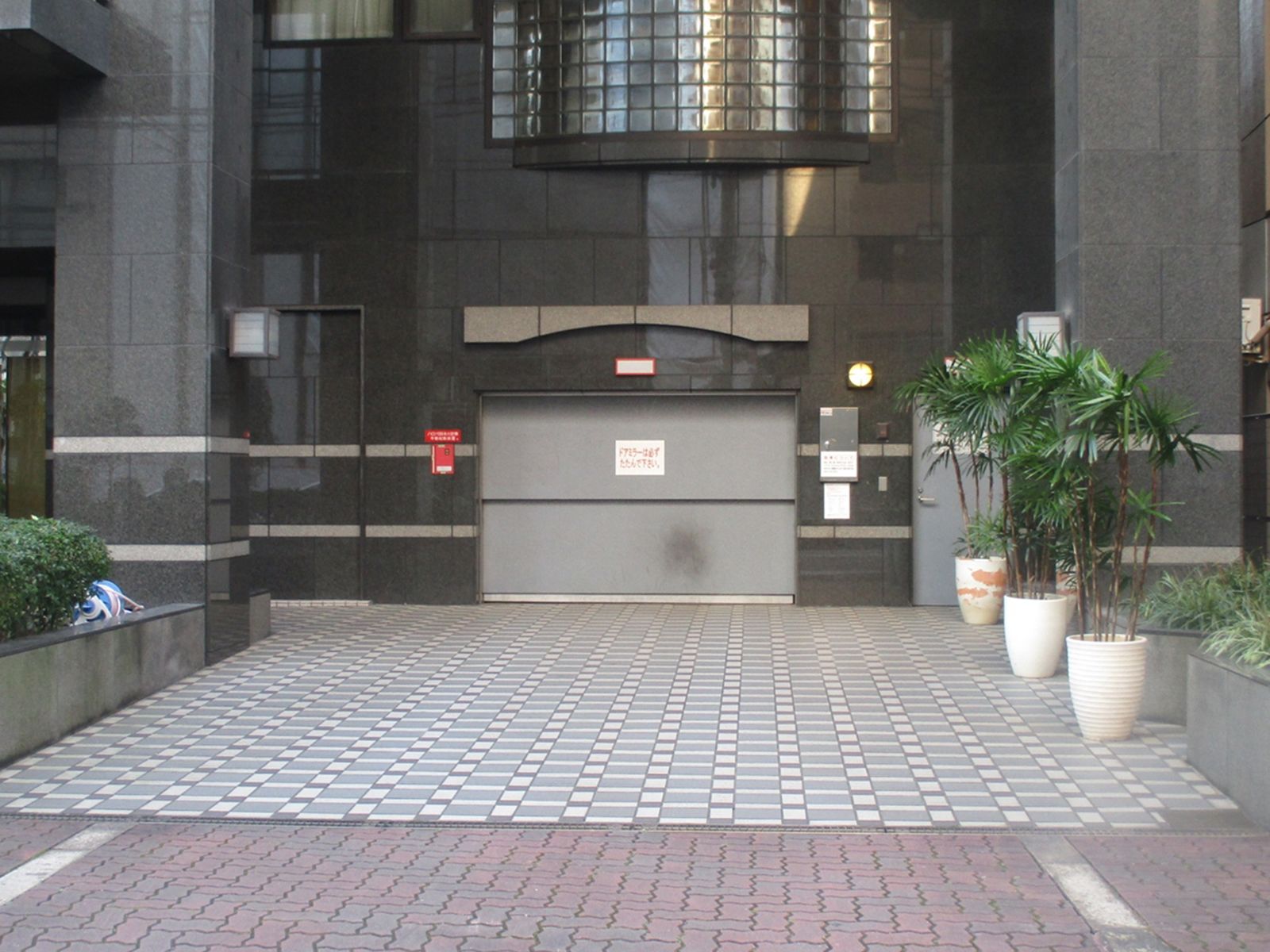 駐車場併設（空き要確認）