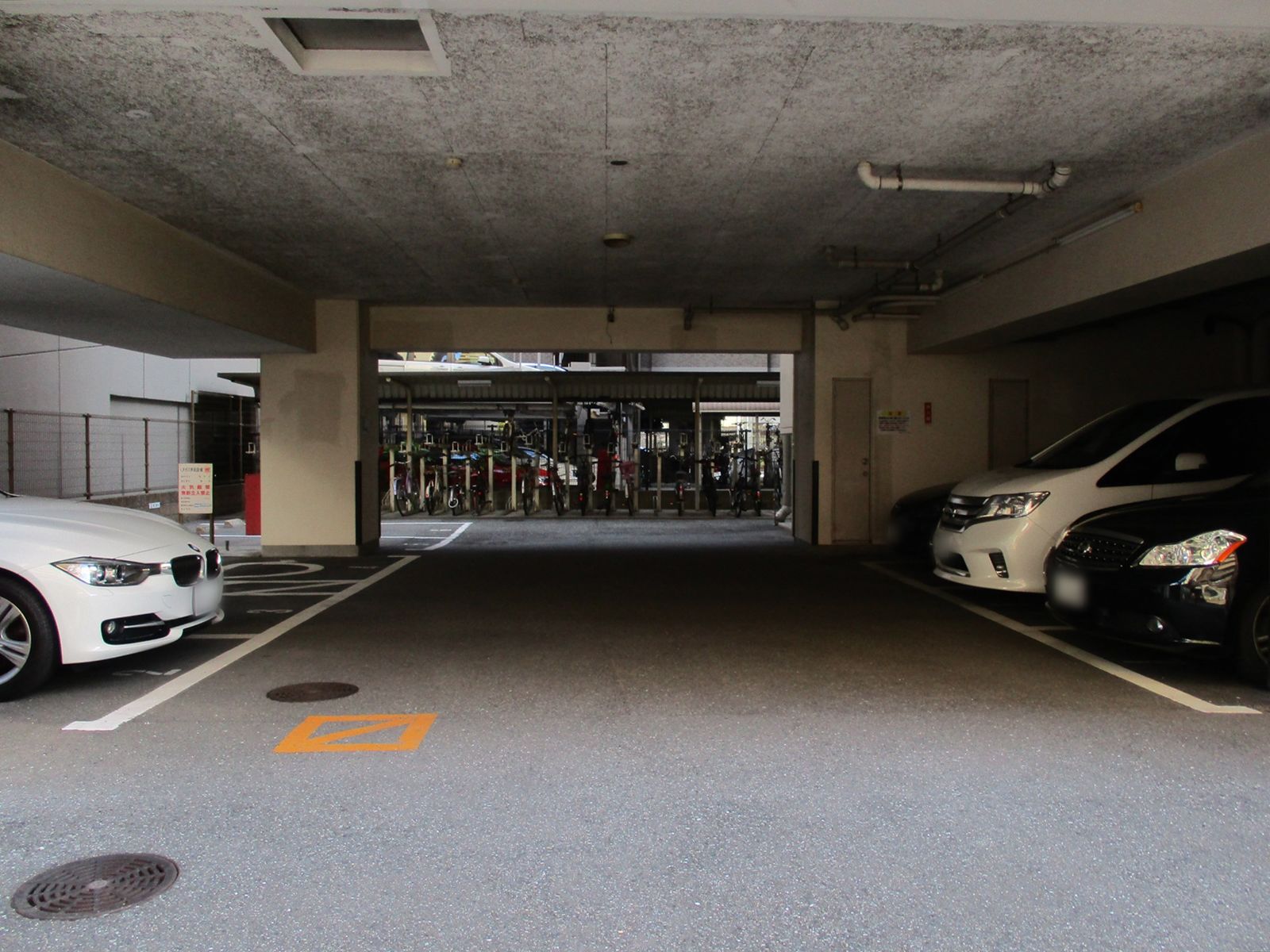 駐車場併設