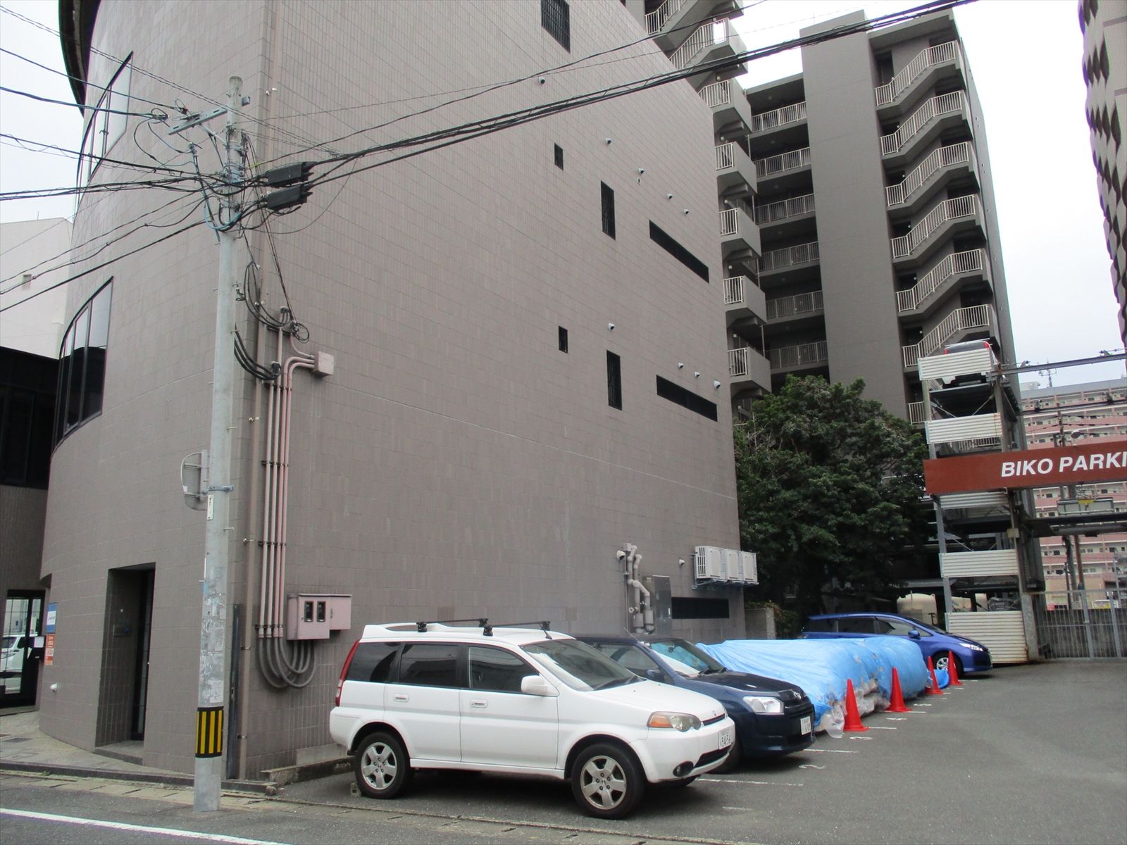 駐車場併設(空き要確認)