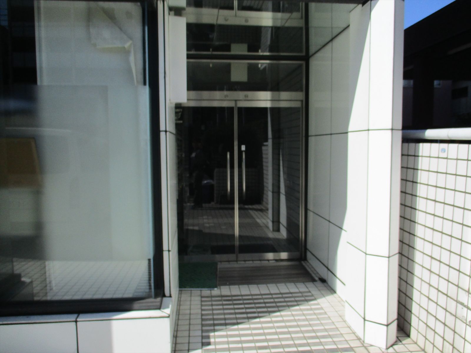 東比恵ビル入口雰囲気