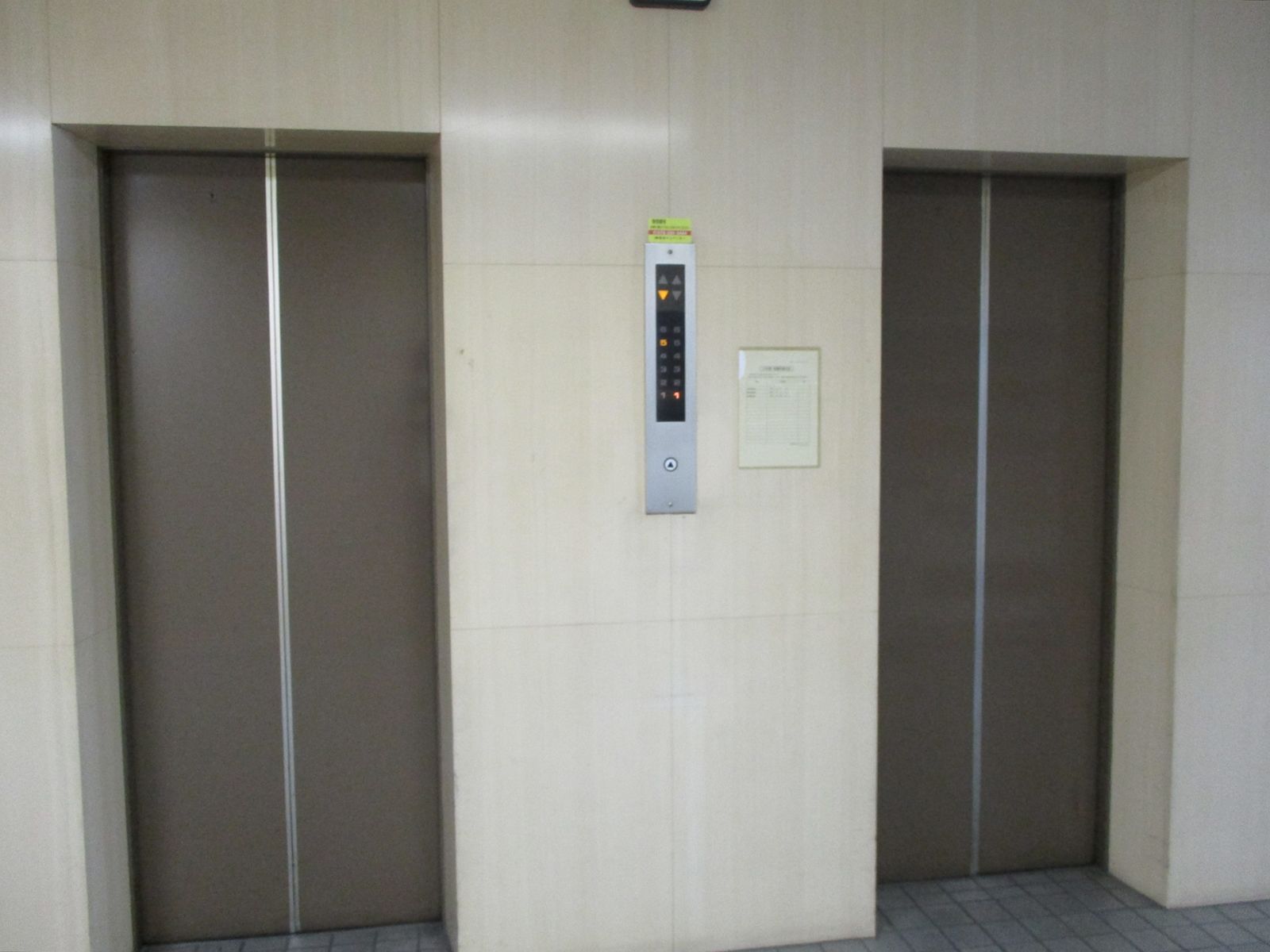 エレベーター