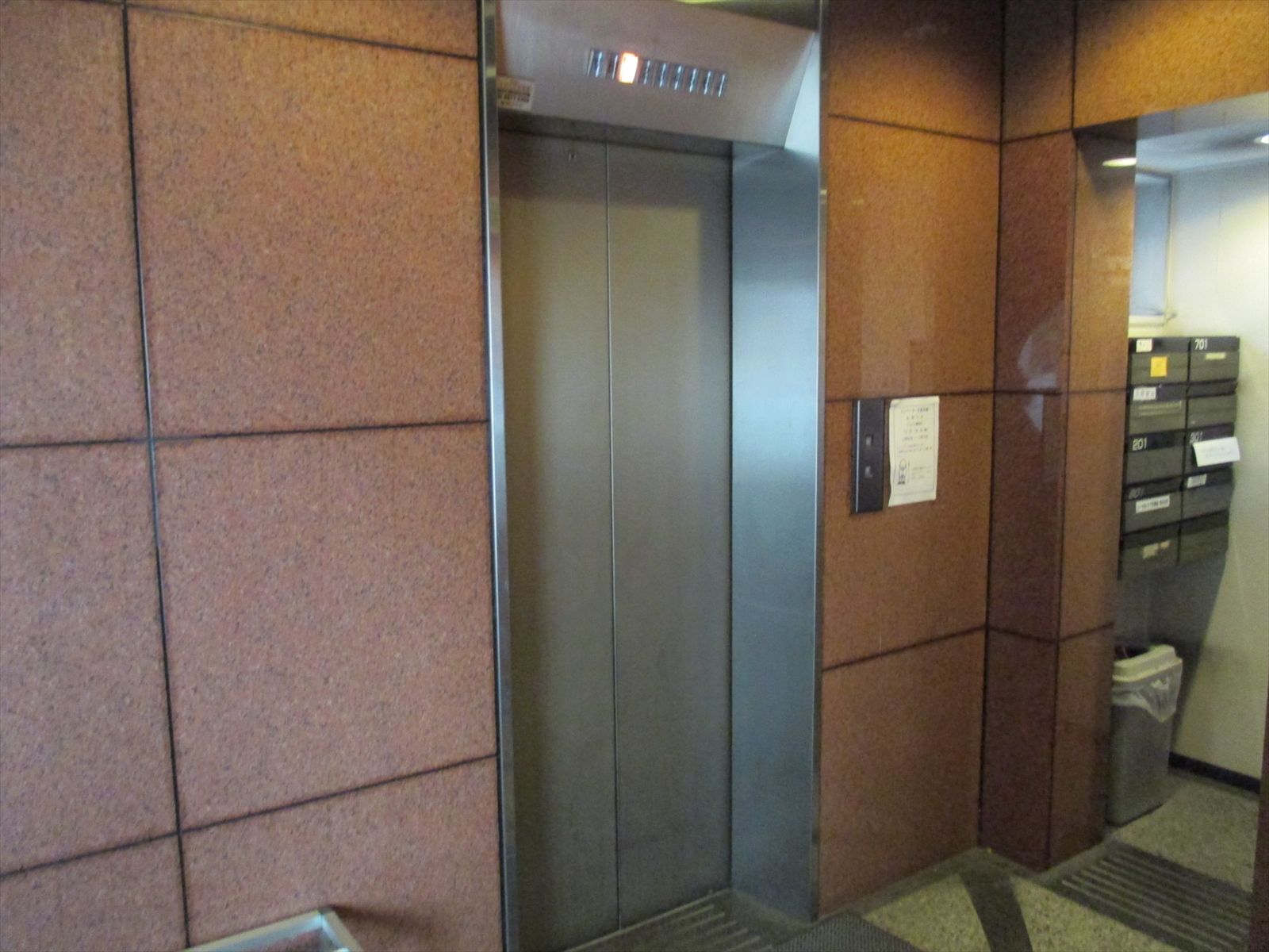 エレベーター