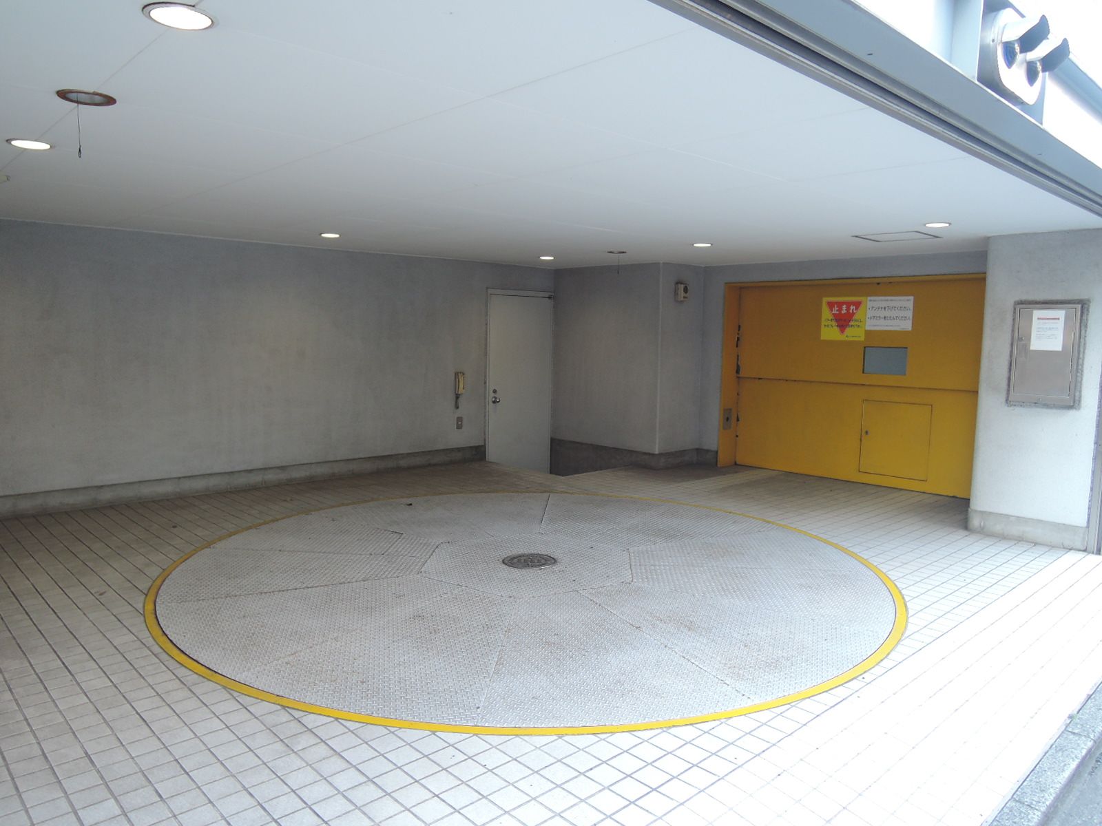 駐車場完備