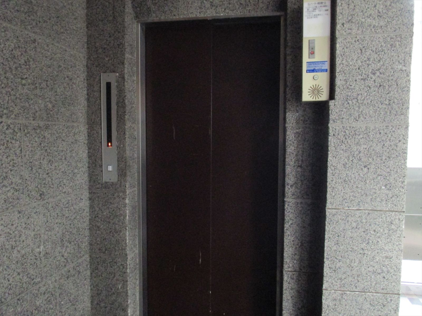 エレベーター