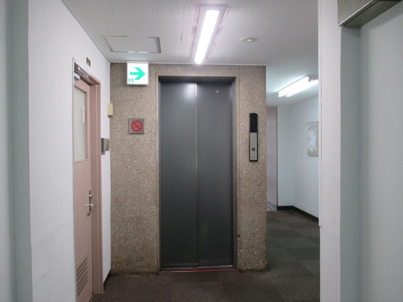 エレベーター