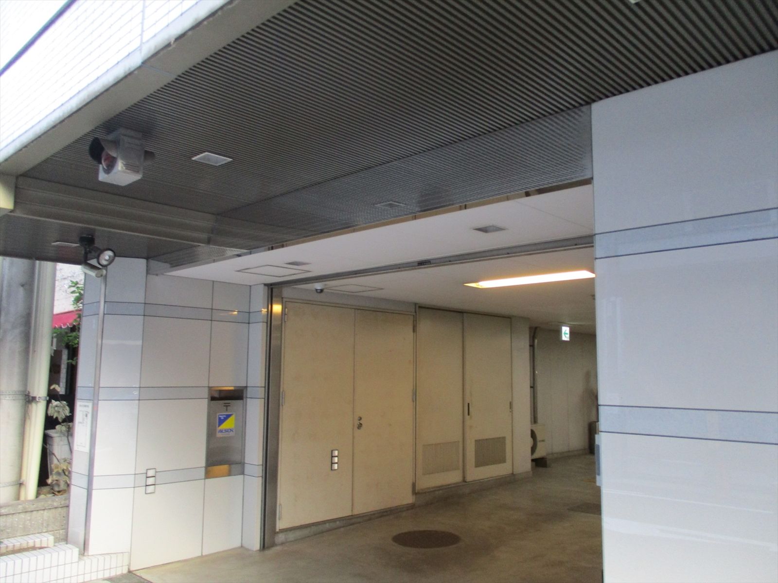 駐車場出入口