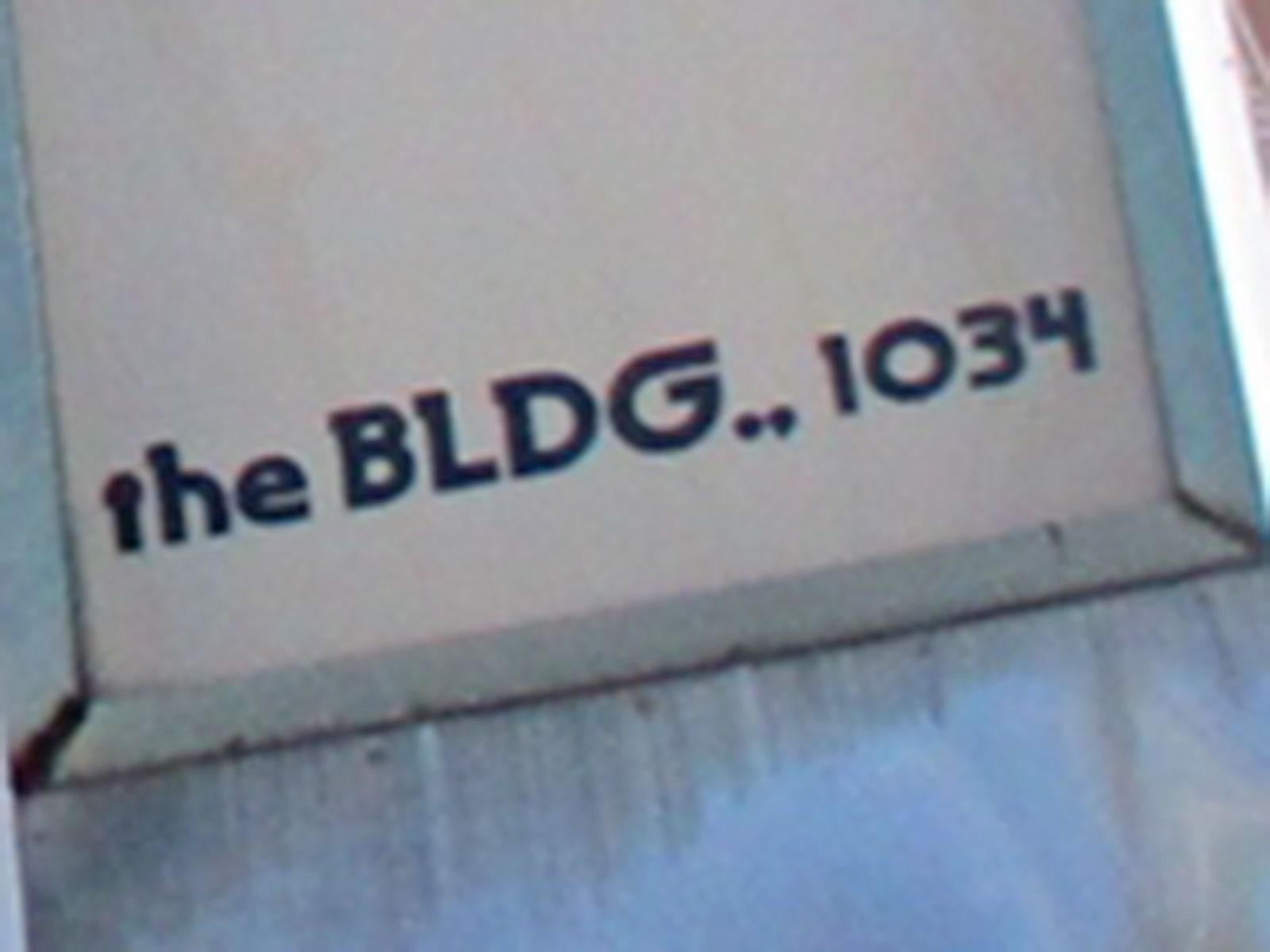 ネームプレート:THE BLDG 1034