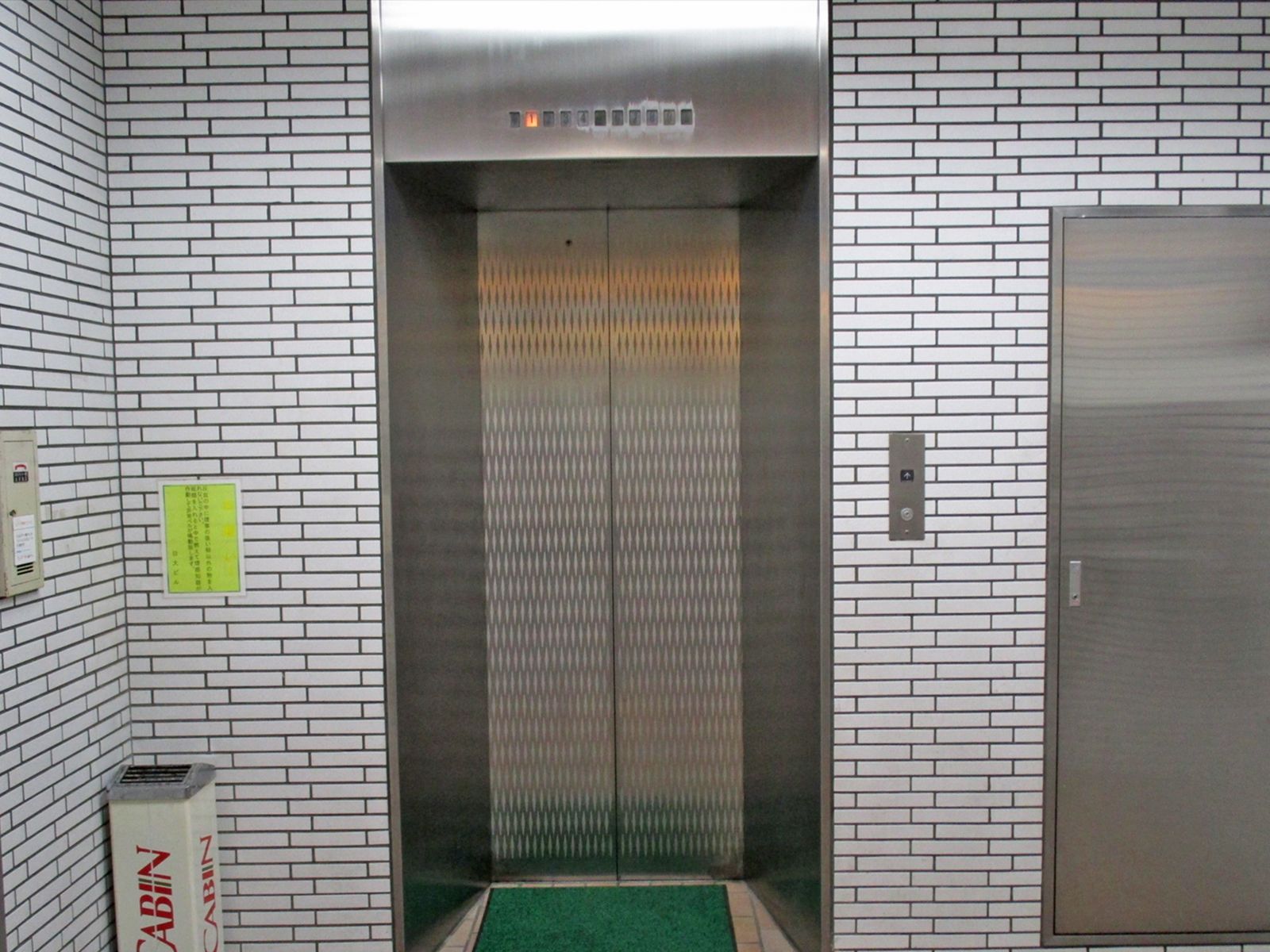 エレベーター