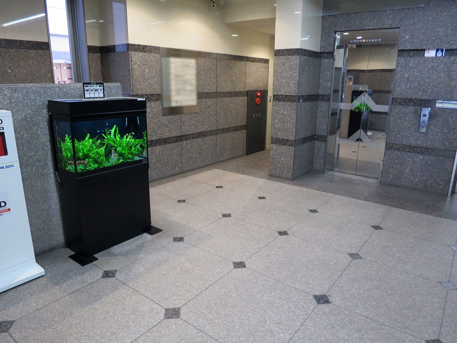 エントランスホール