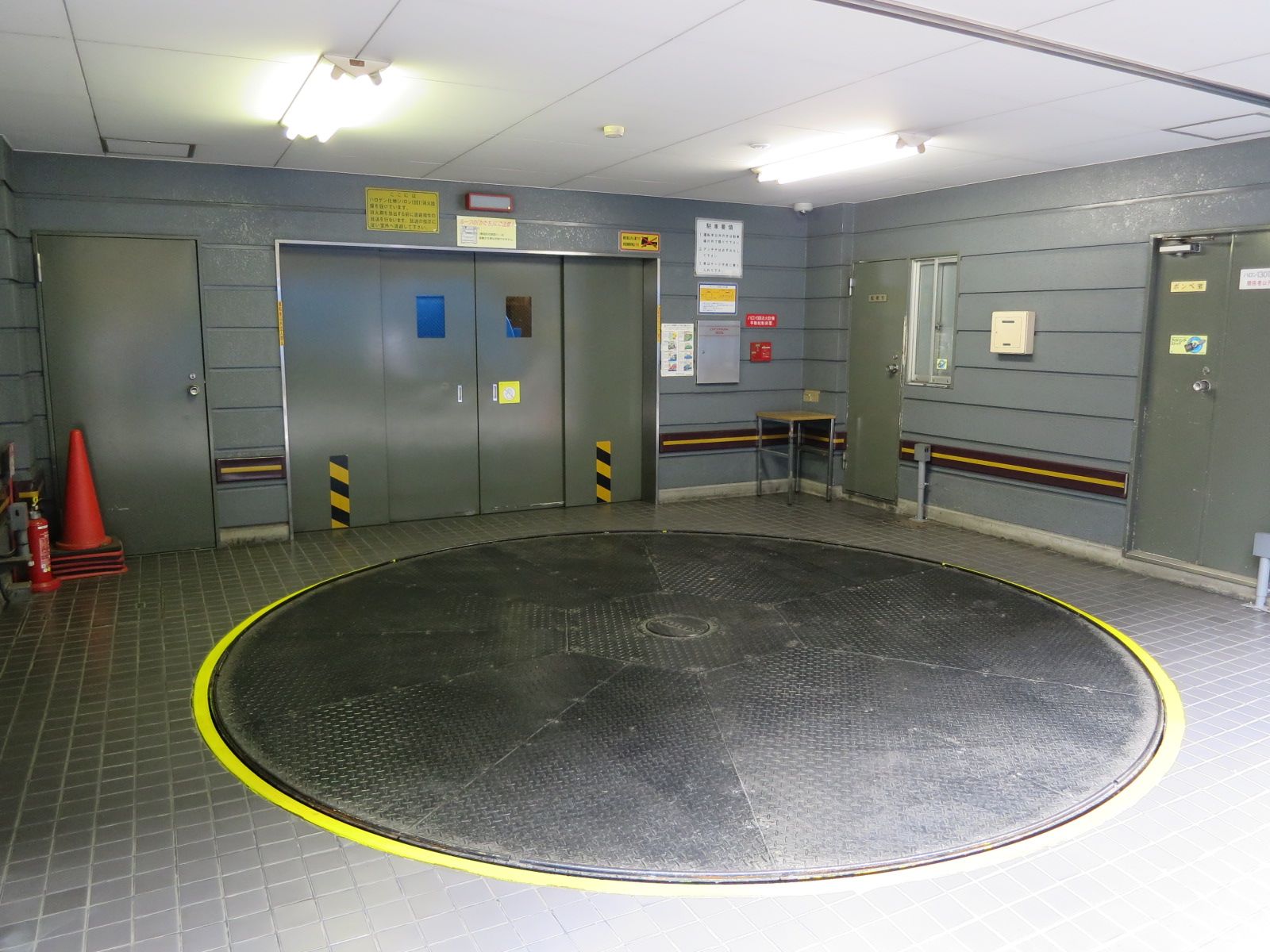 駐車場