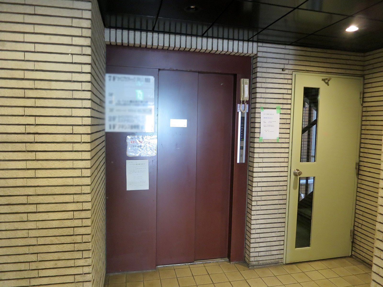 エレベーター