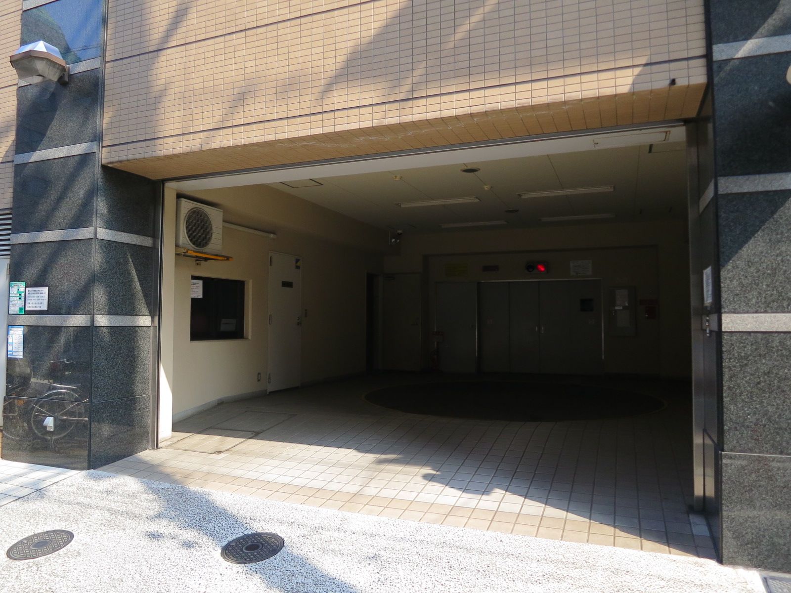 駐車場併設