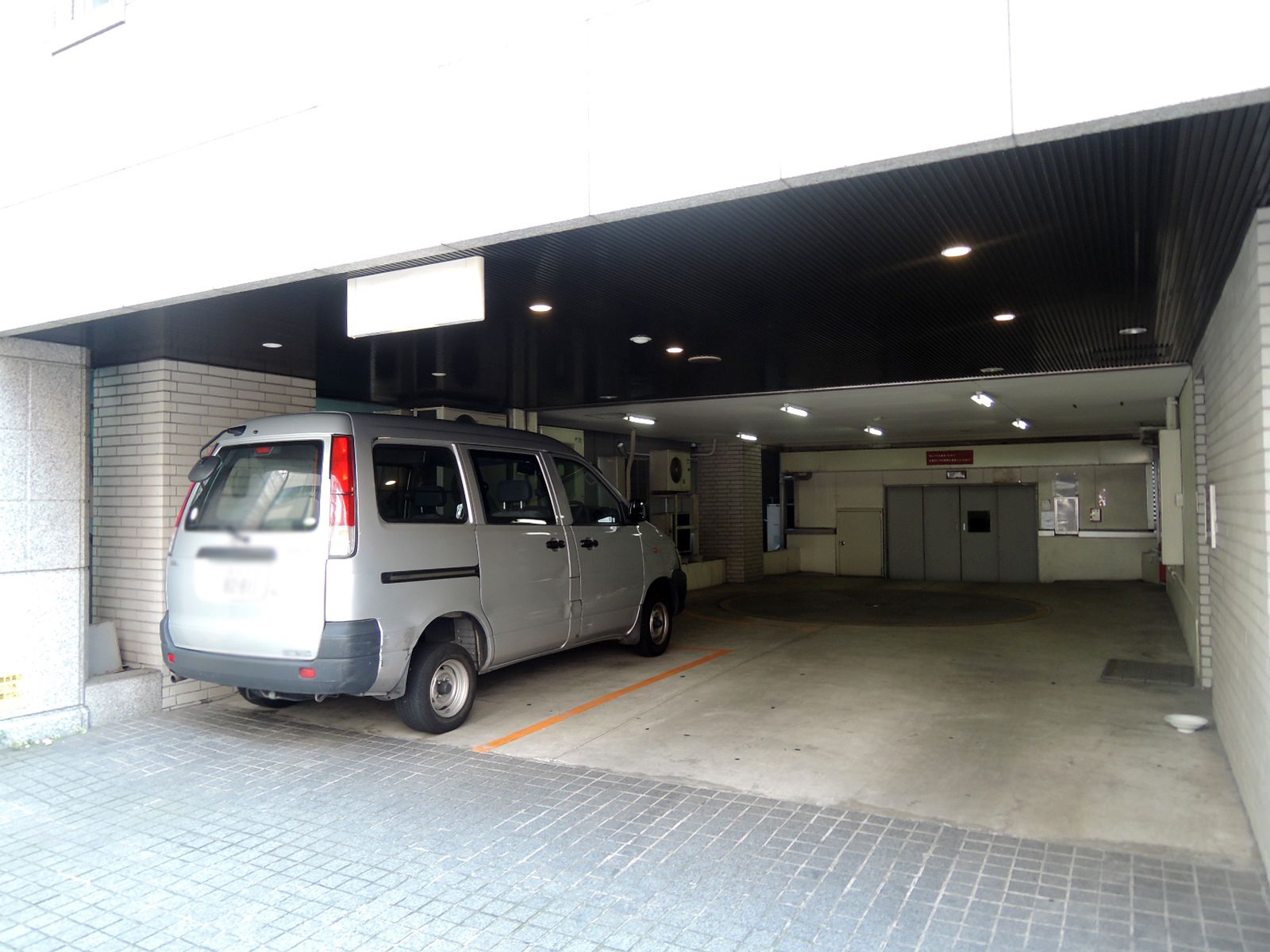駐車場併設
