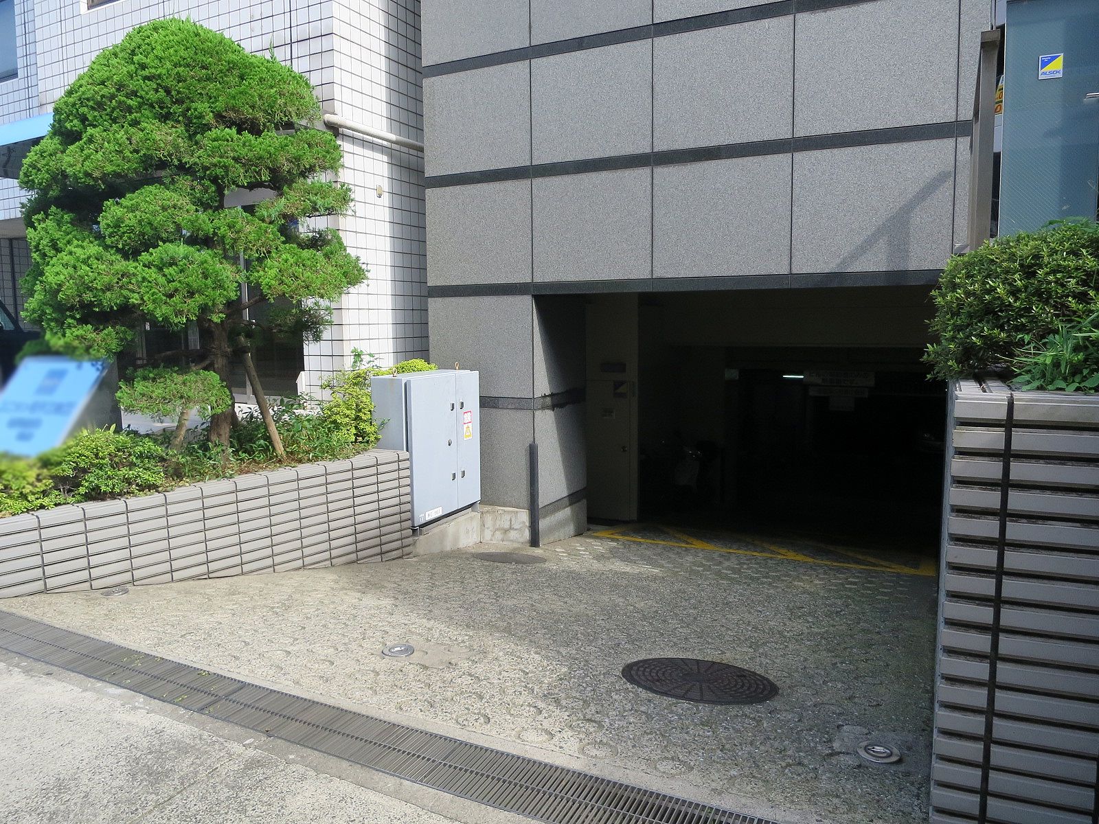 駐車場併設