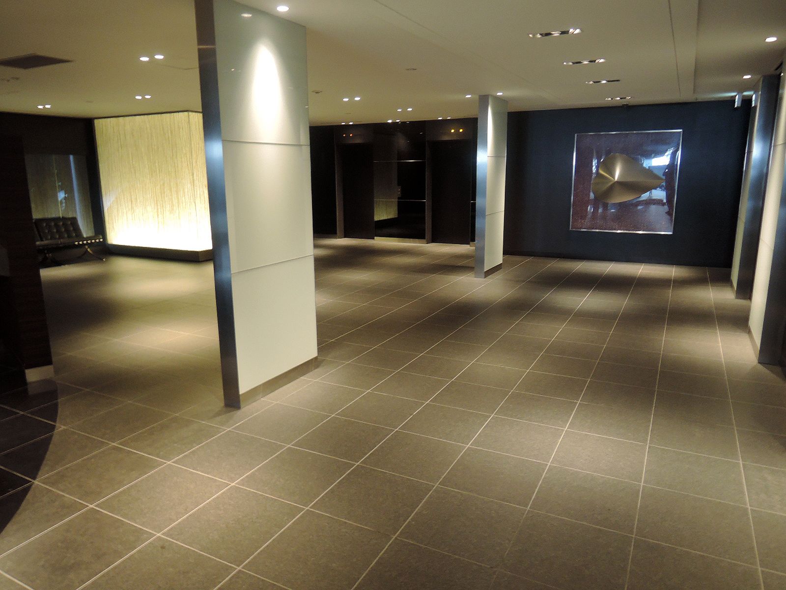 エントランスホール