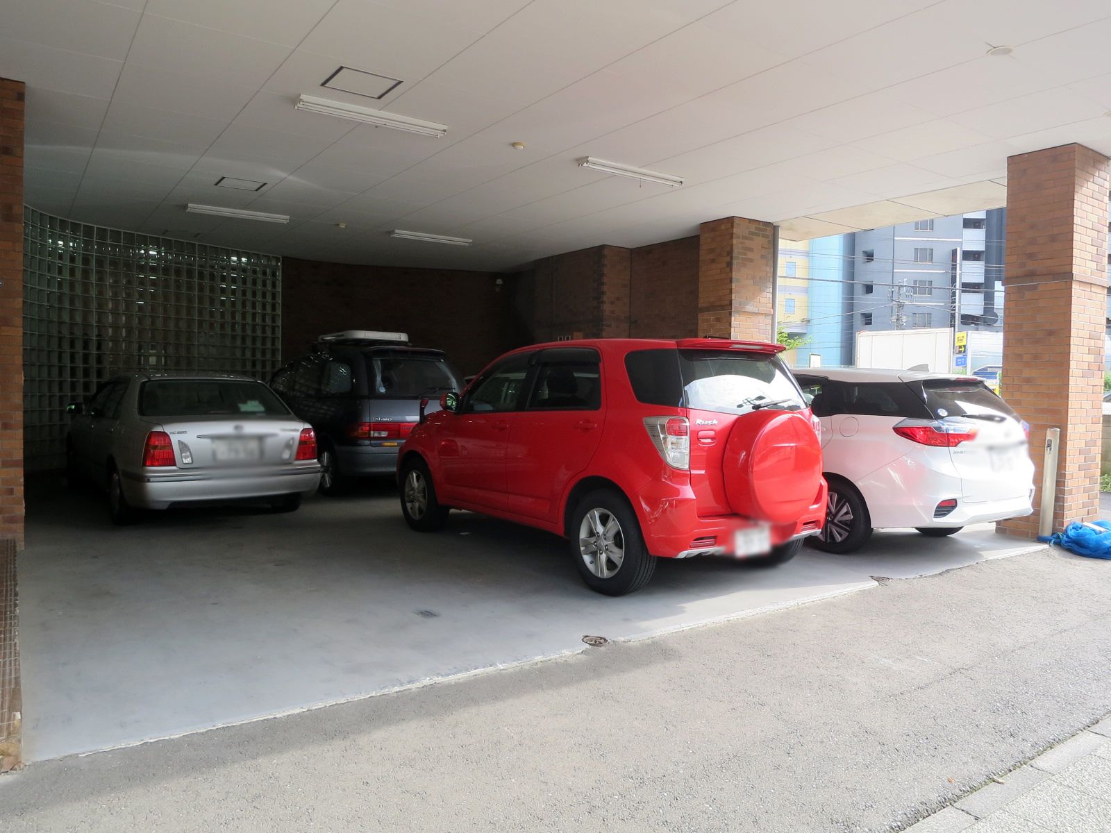 駐車場併設