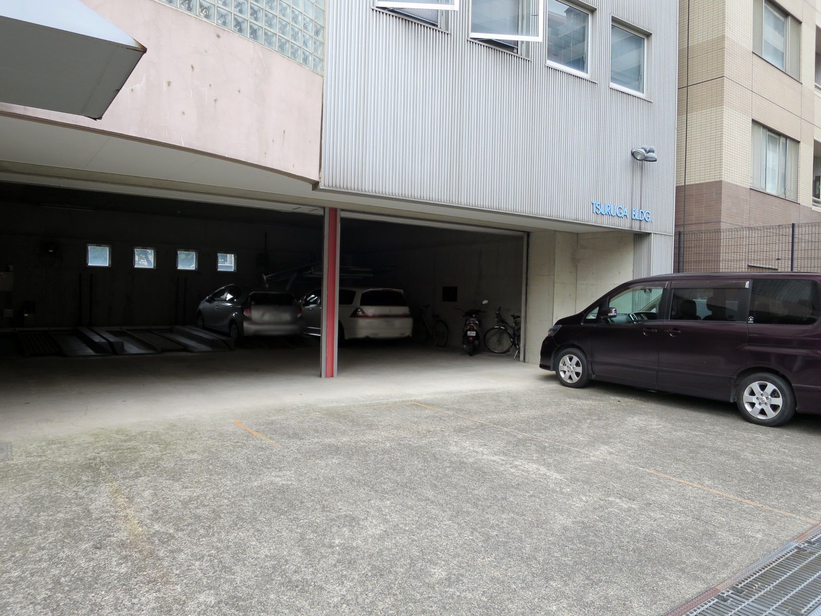 駐車場併設