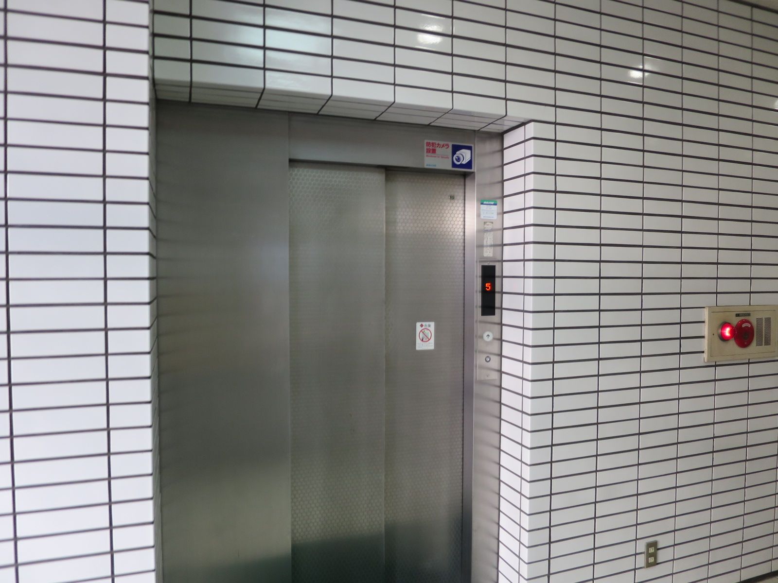 エレベーター