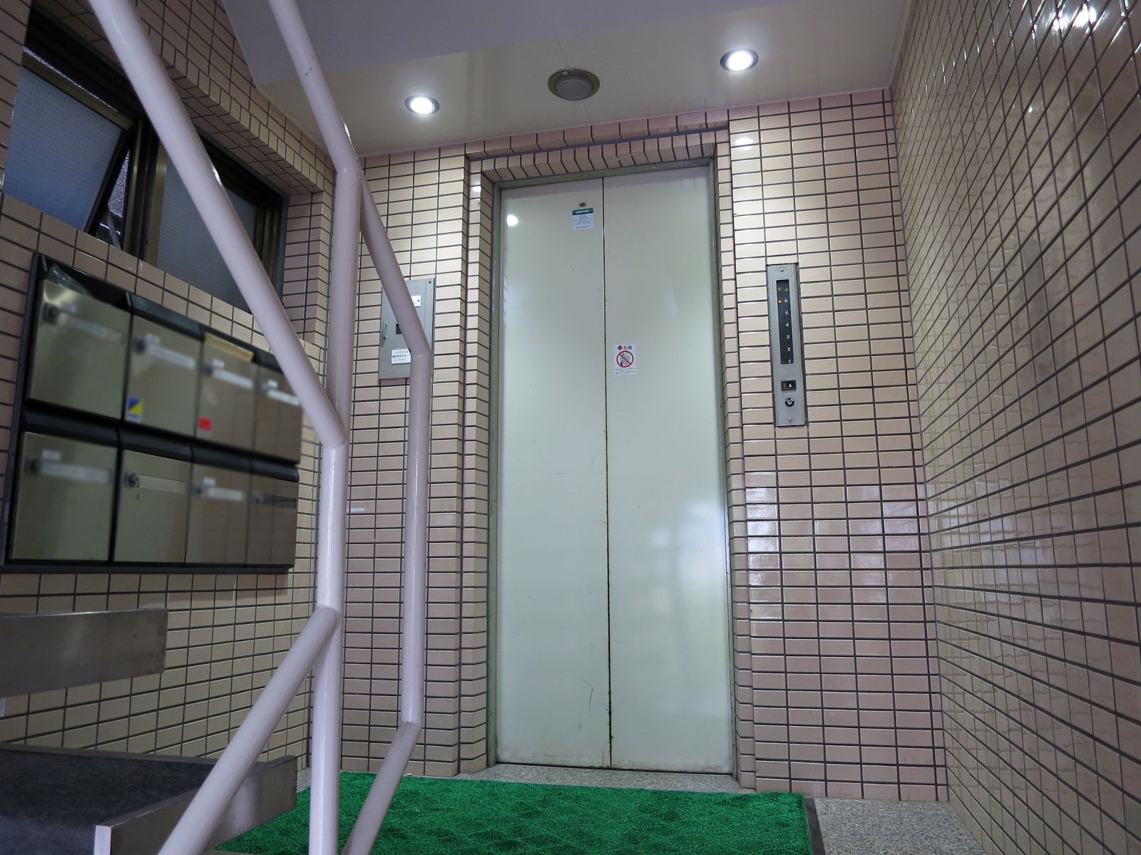 エレベーター