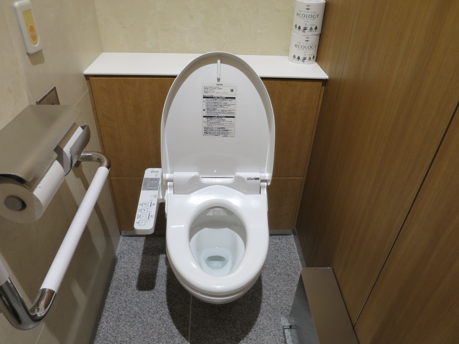個室トイレ