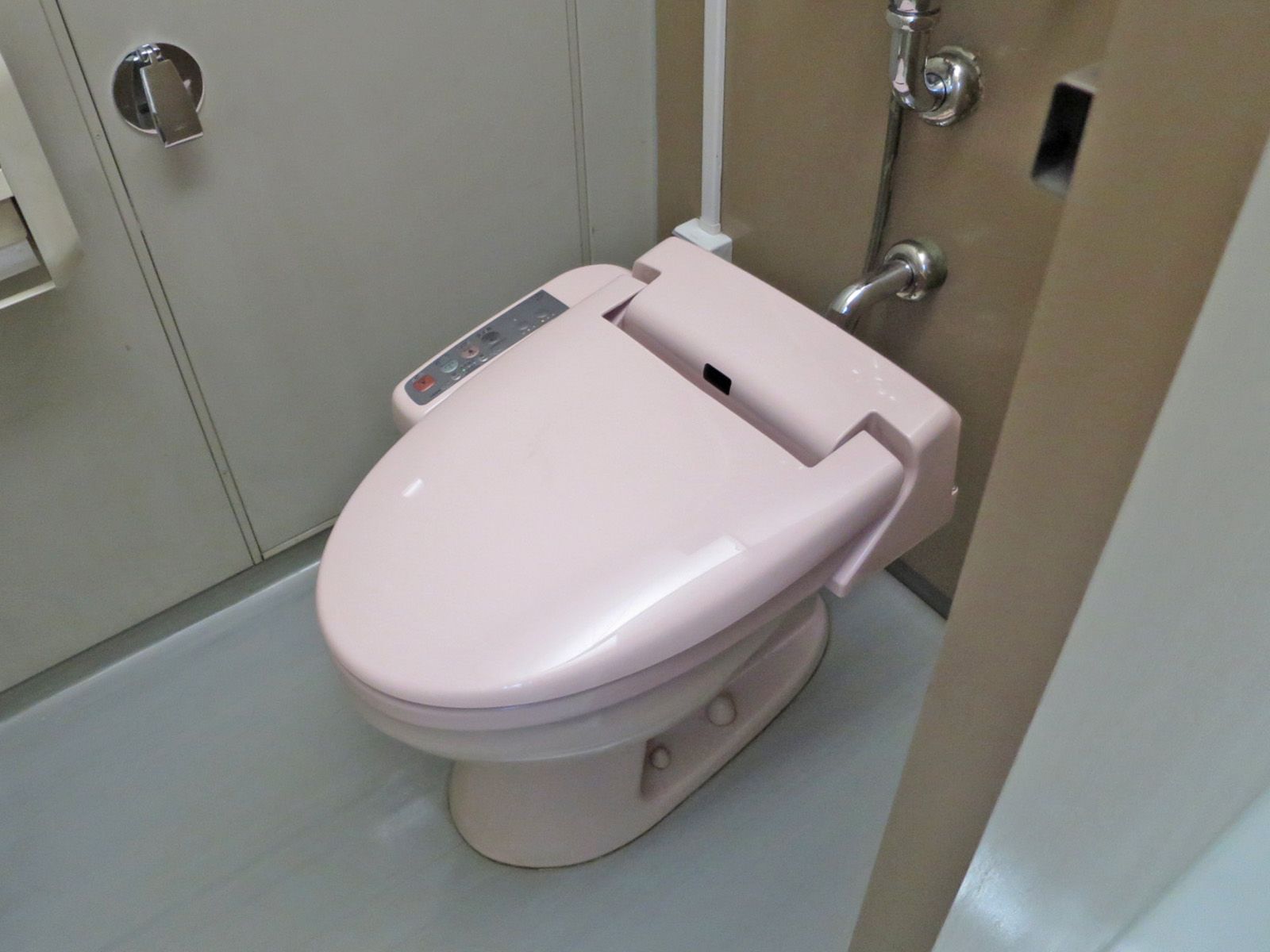 トイレ個室