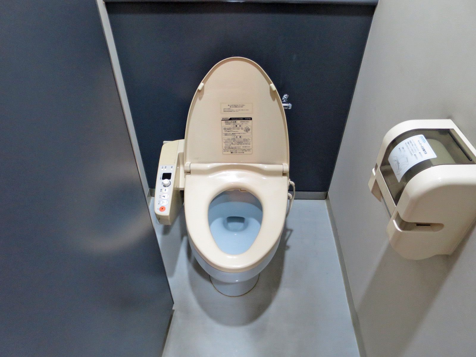 トイレ個室