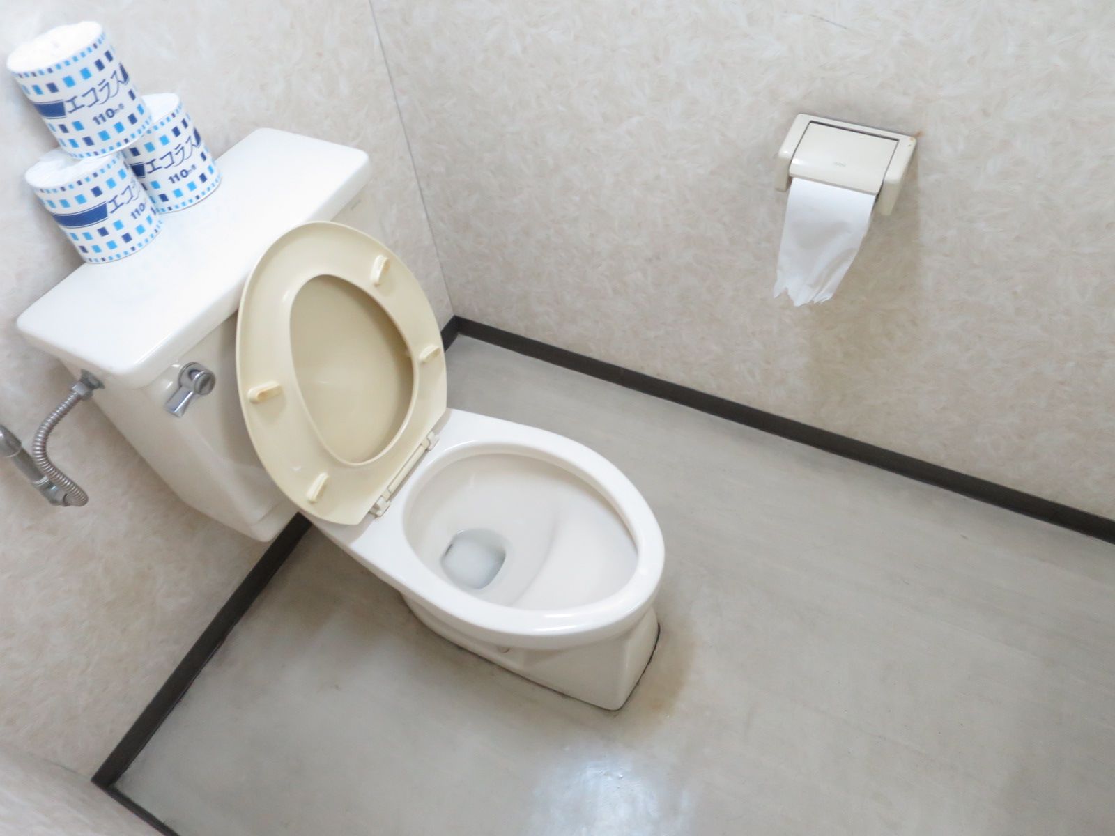 トイレ個室