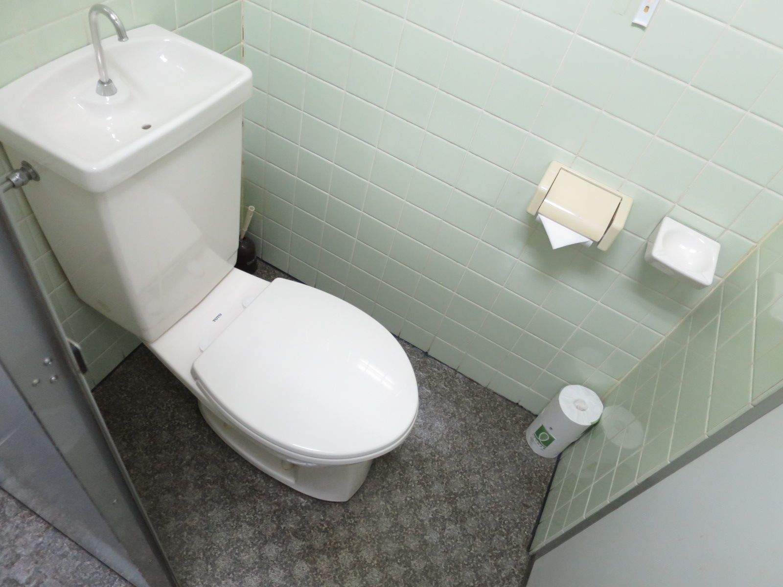 トイレ個室