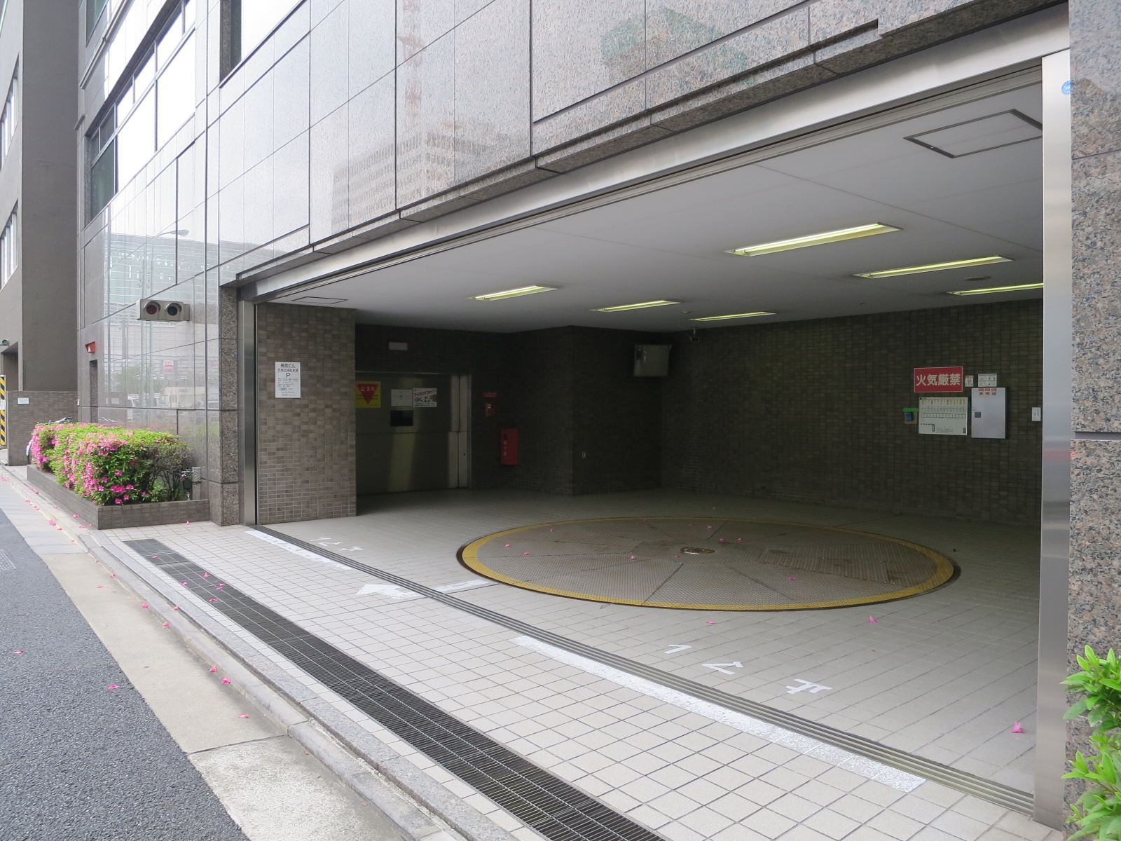 駐車場