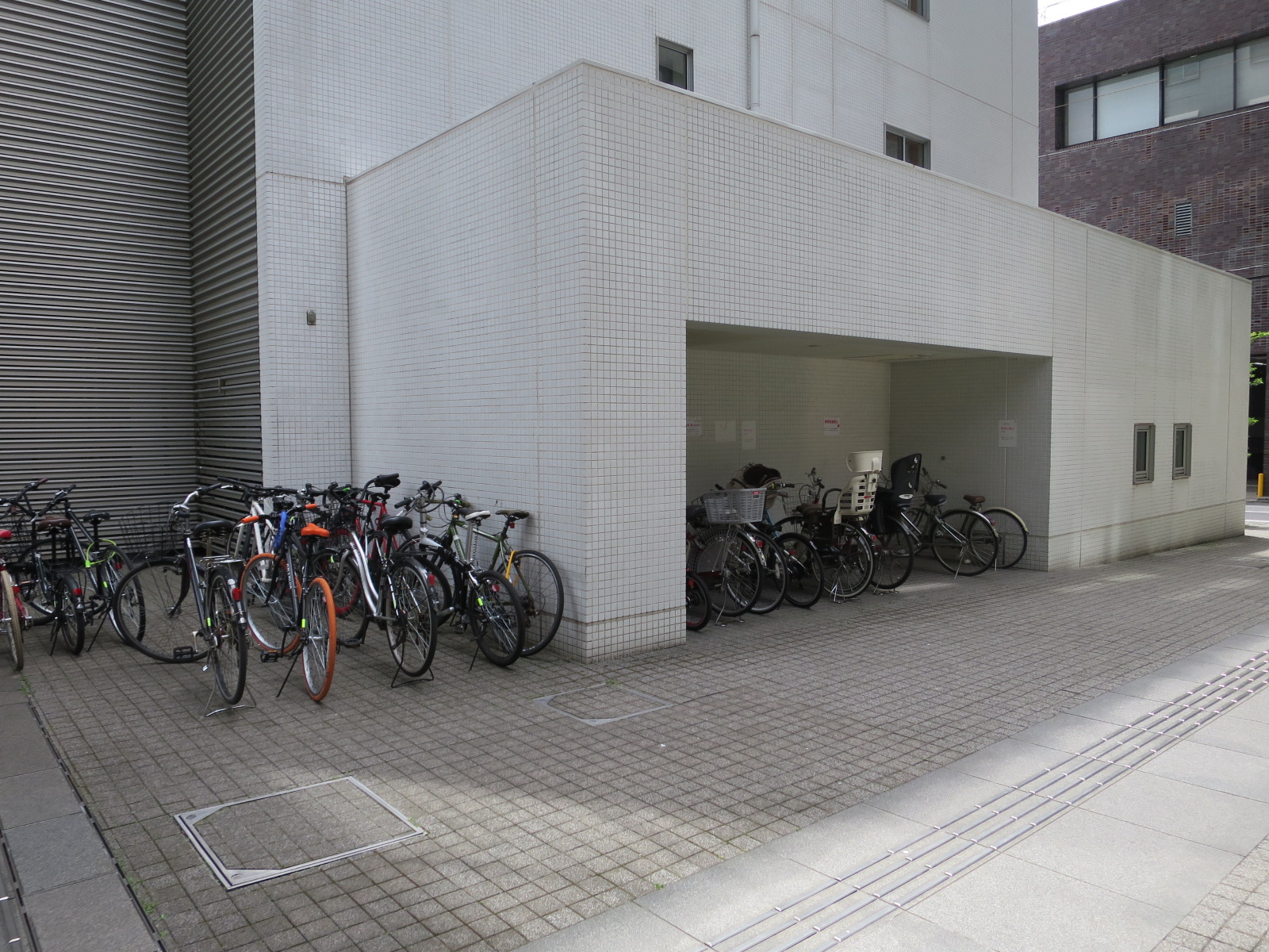 駐輪場