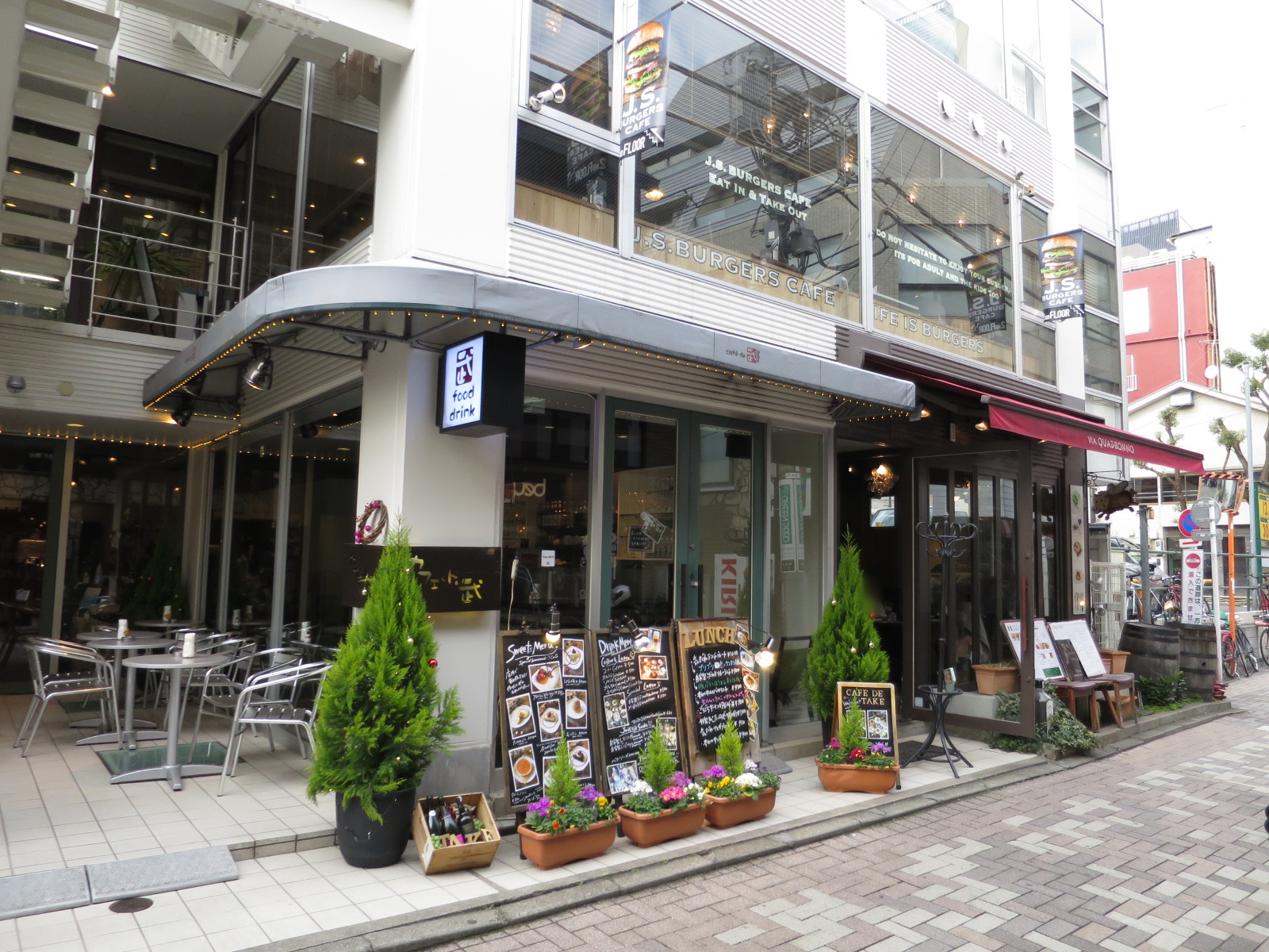 1階店舗の様子