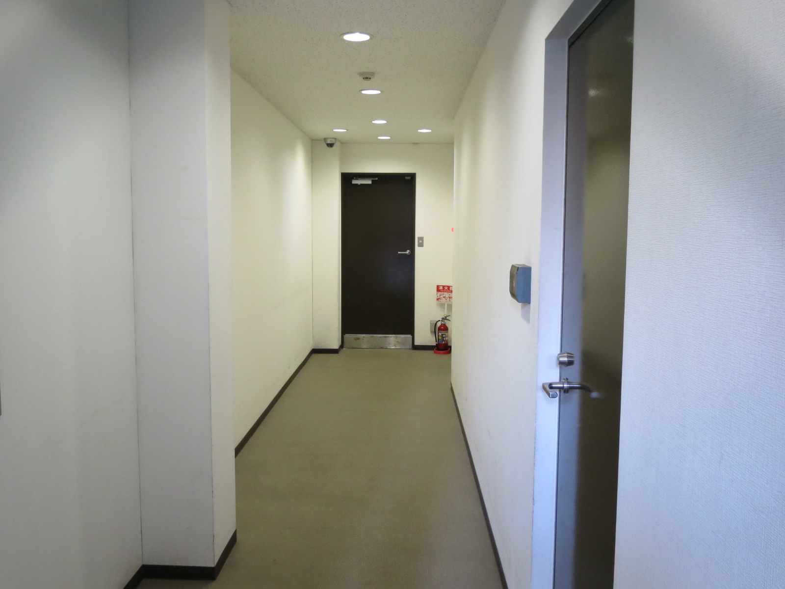 エントランスホール