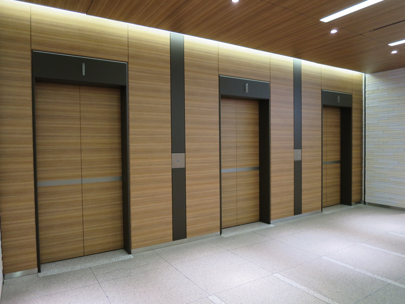 エレベーター