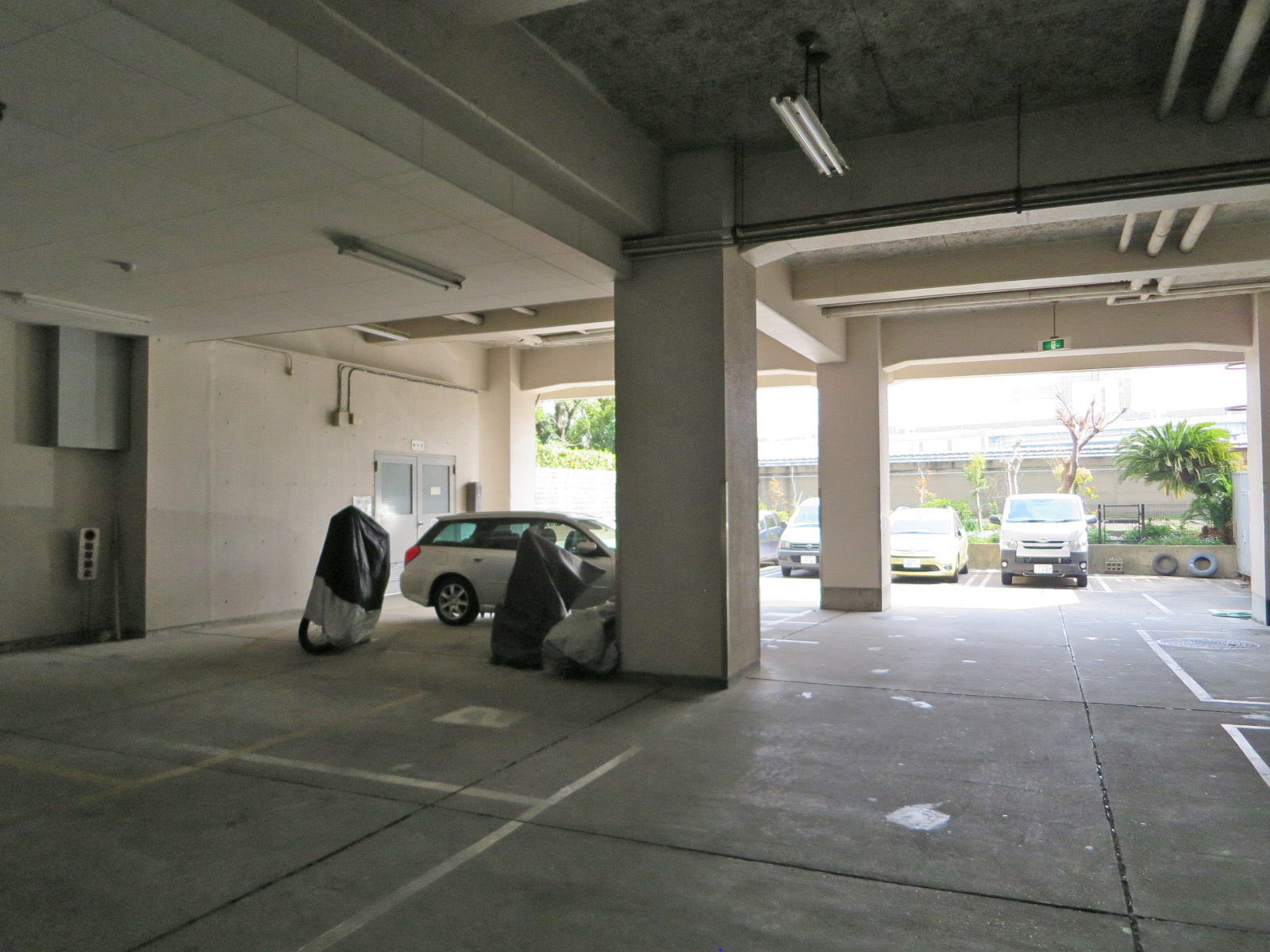 駐車場併設