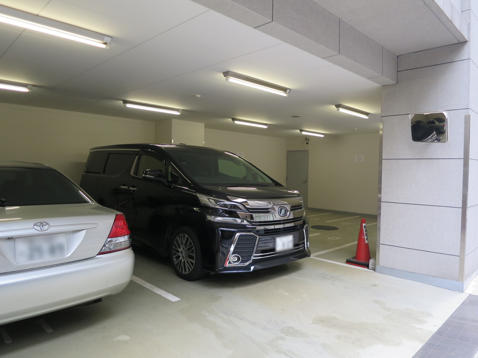 平面駐車場