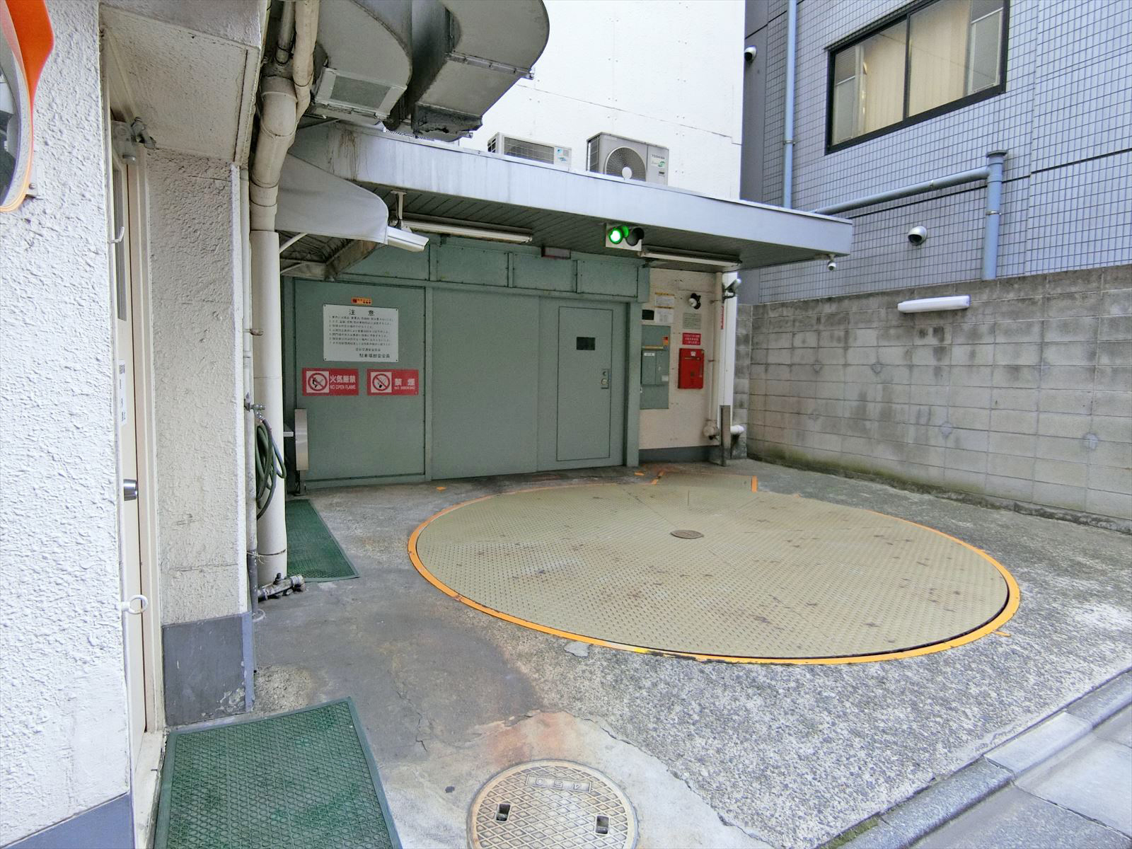 駐車場