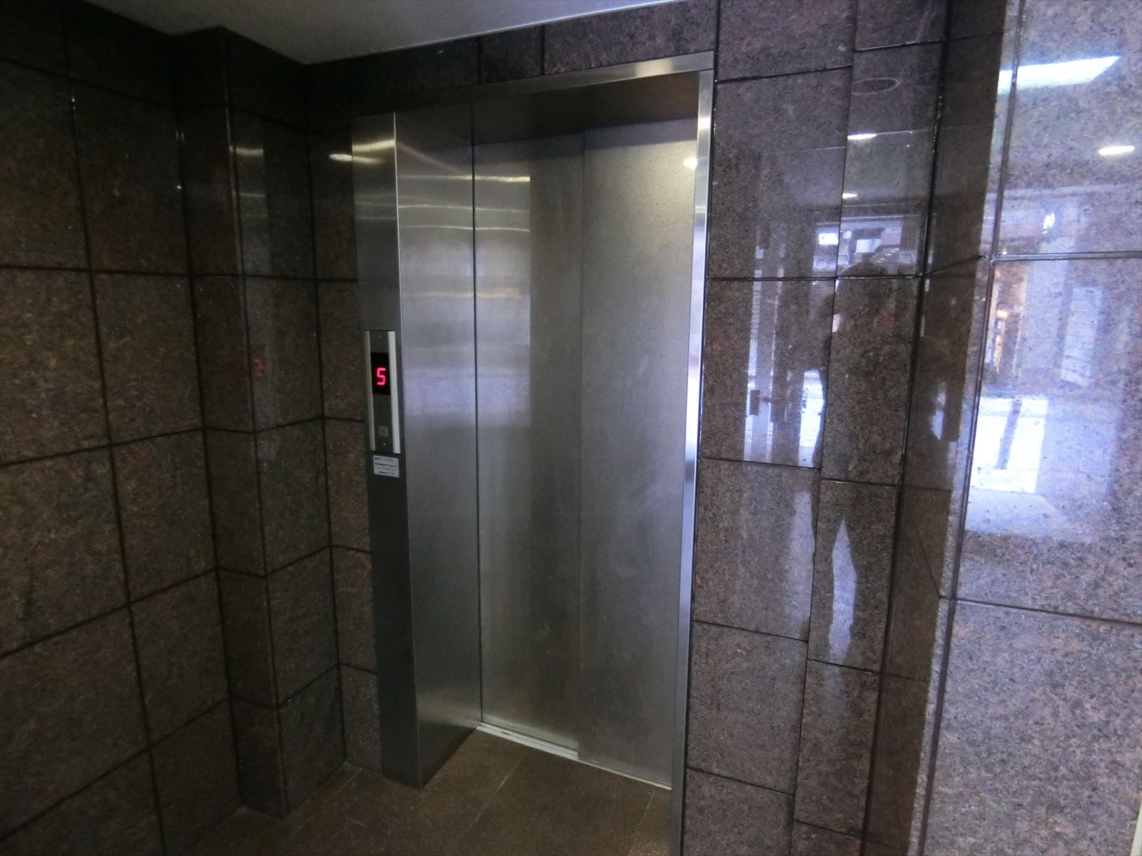 エレベーター