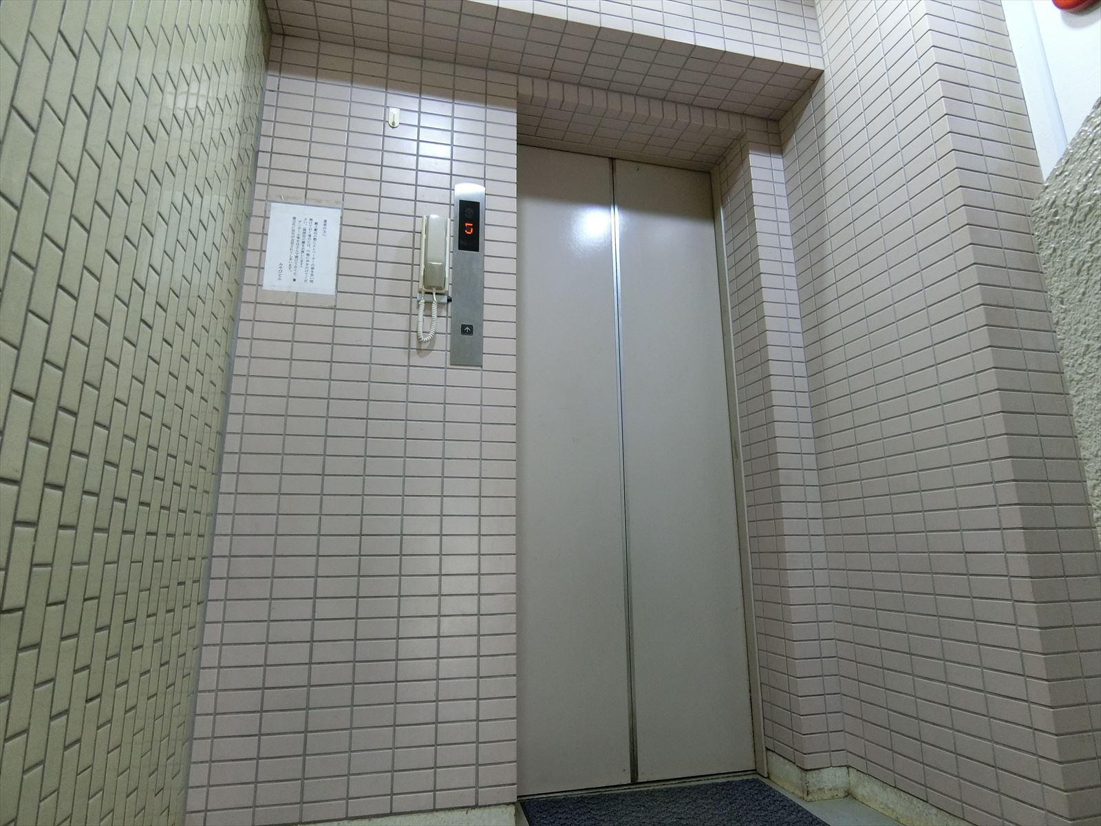 エレベーター
