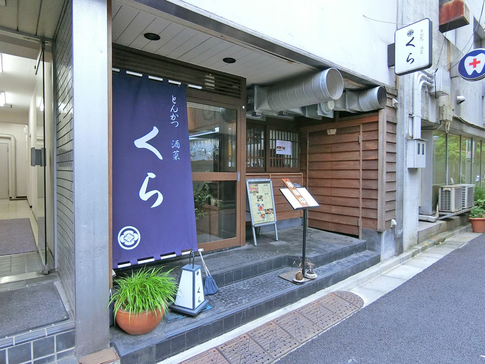 1階の飲食店