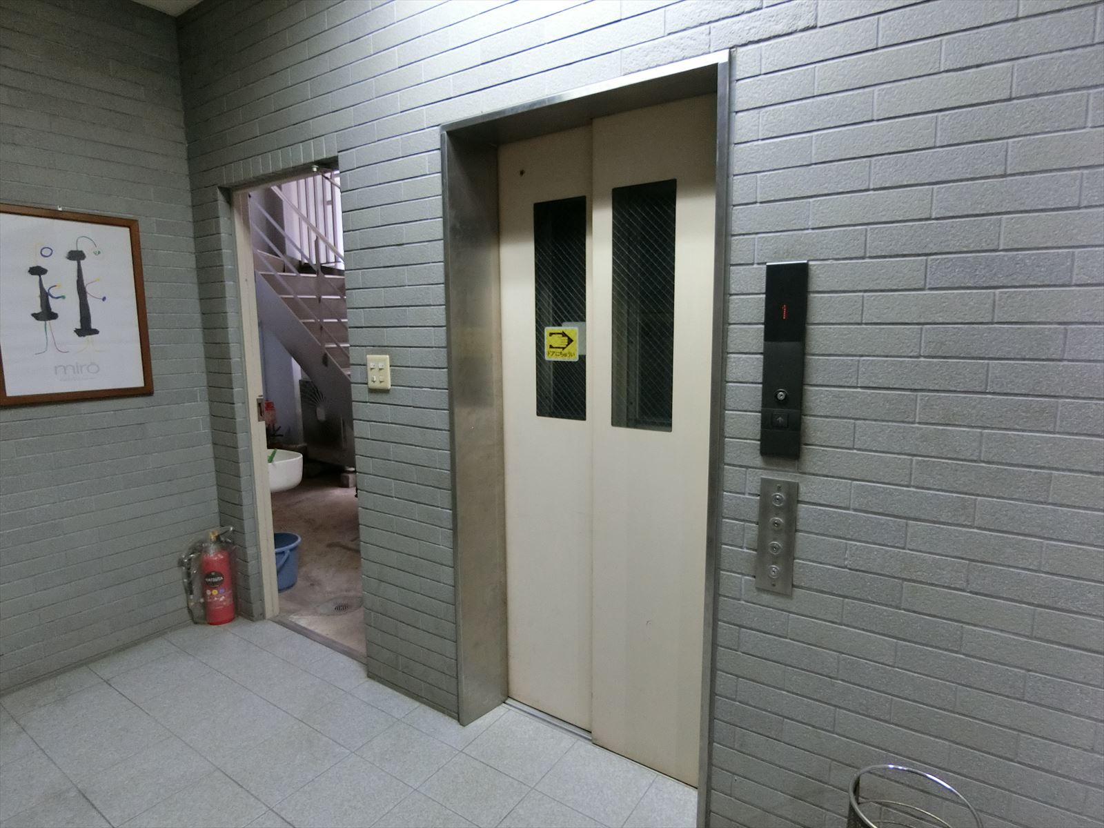 エレベーター