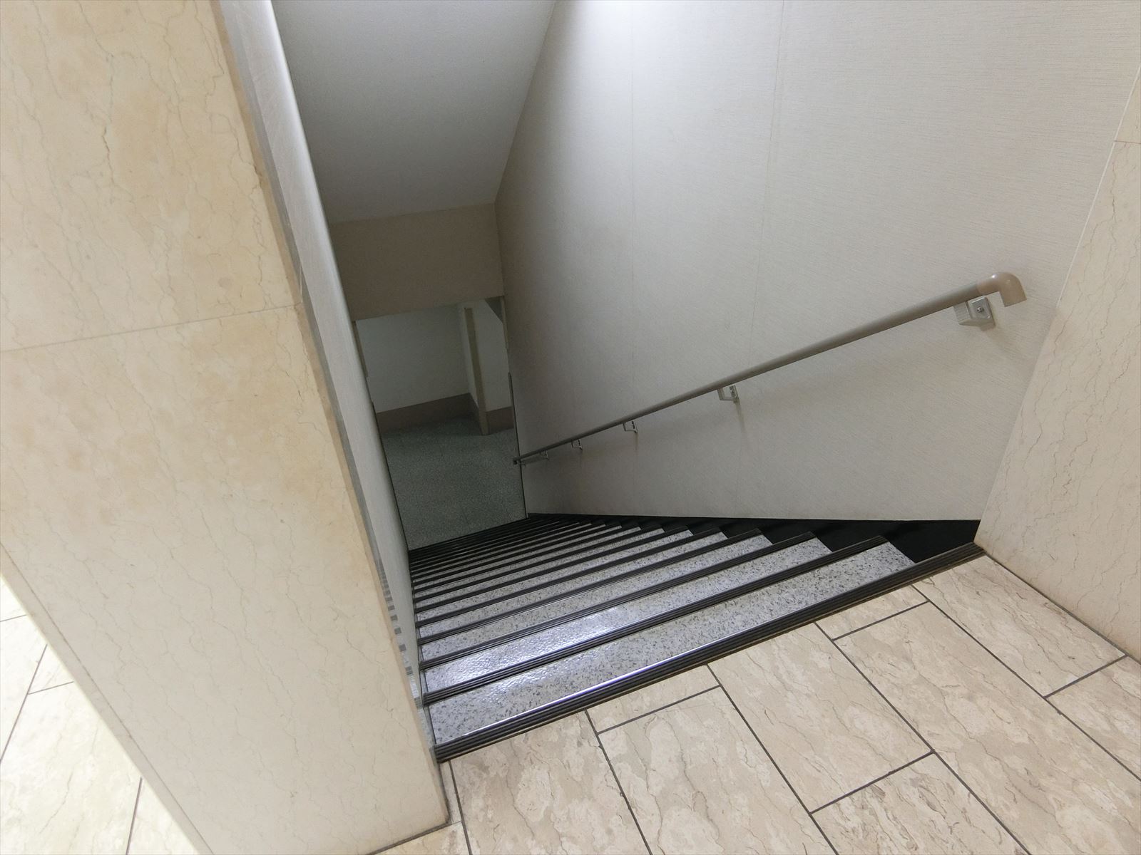 内階段